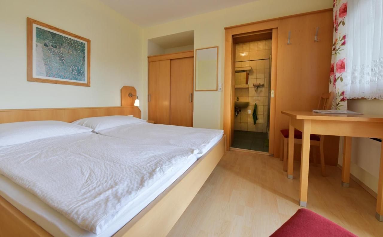 Hotel Blumenhof Wegleitner Illmitz Esterno foto